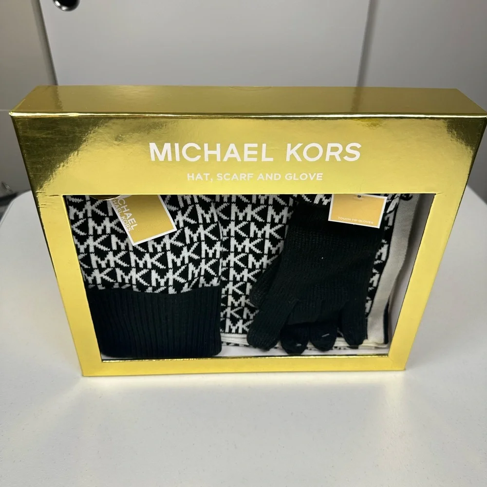 Michael Kors elegant knit